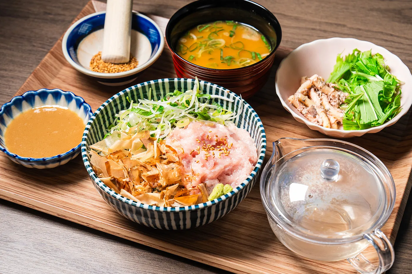 ごまだれネギトロ丼